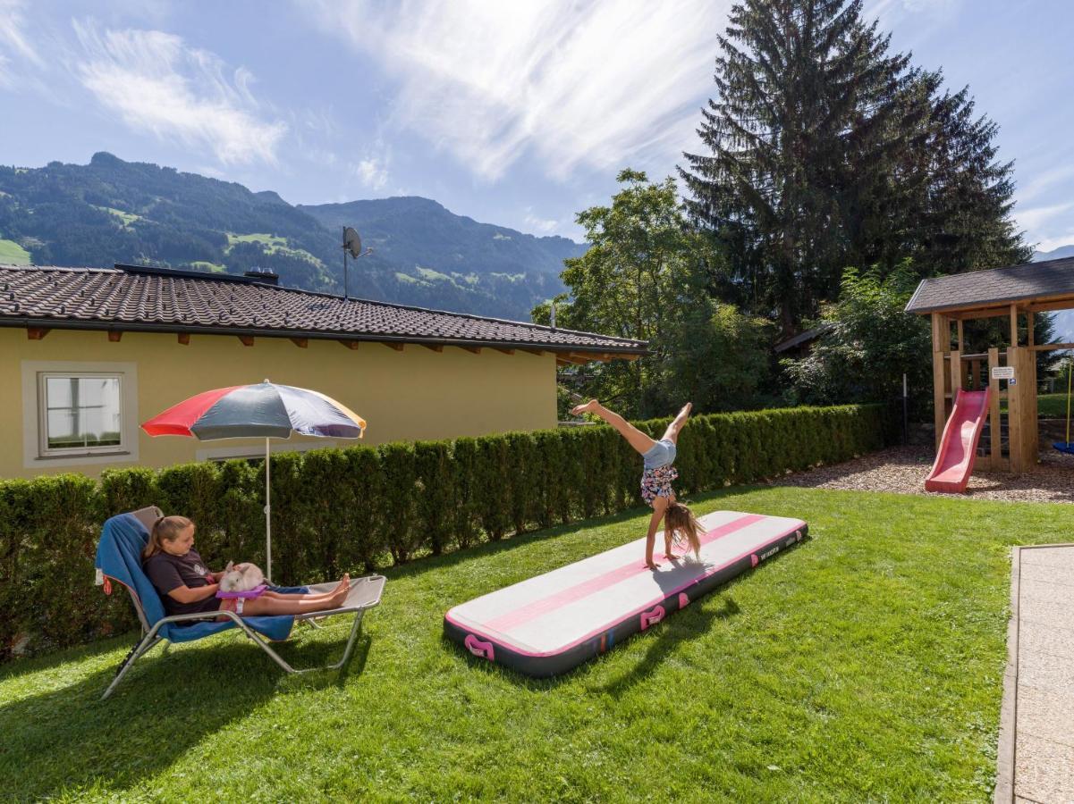 Garni Nill Hotel Schwendau Exterior photo