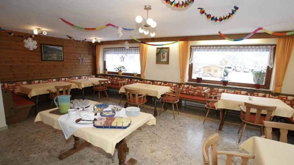 Garni Nill Hotel Schwendau Exterior photo